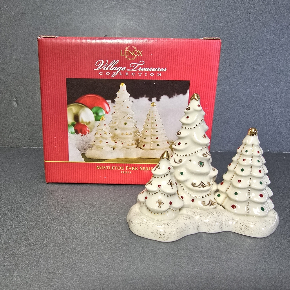 Lenox China Trees 2007 MISTLETOE PARK Village Treasures Sculpture - Picture 1 of 11